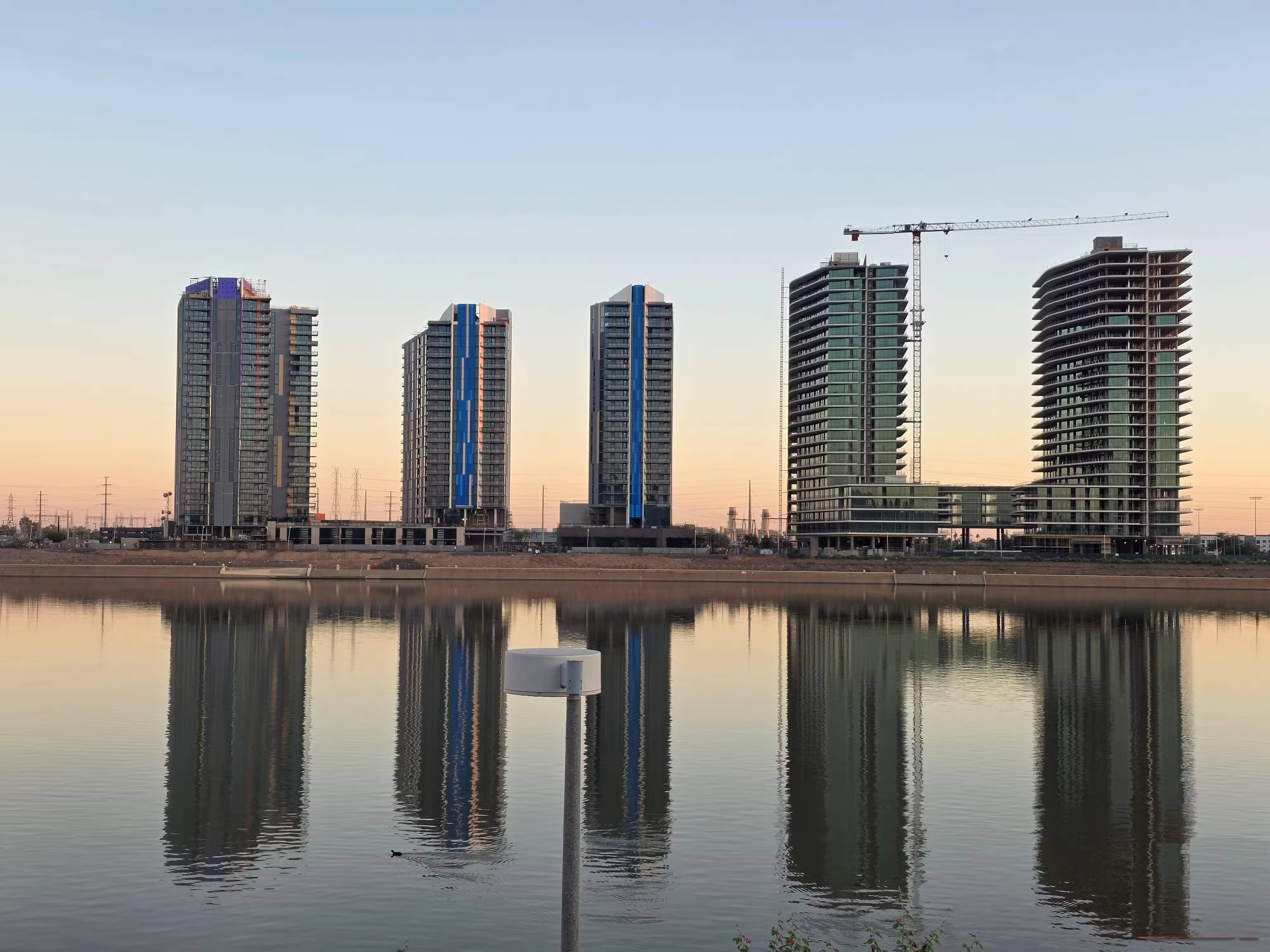 Samsung Galaxy S25 Edge or iPhone Air is a better choice? Picture 14