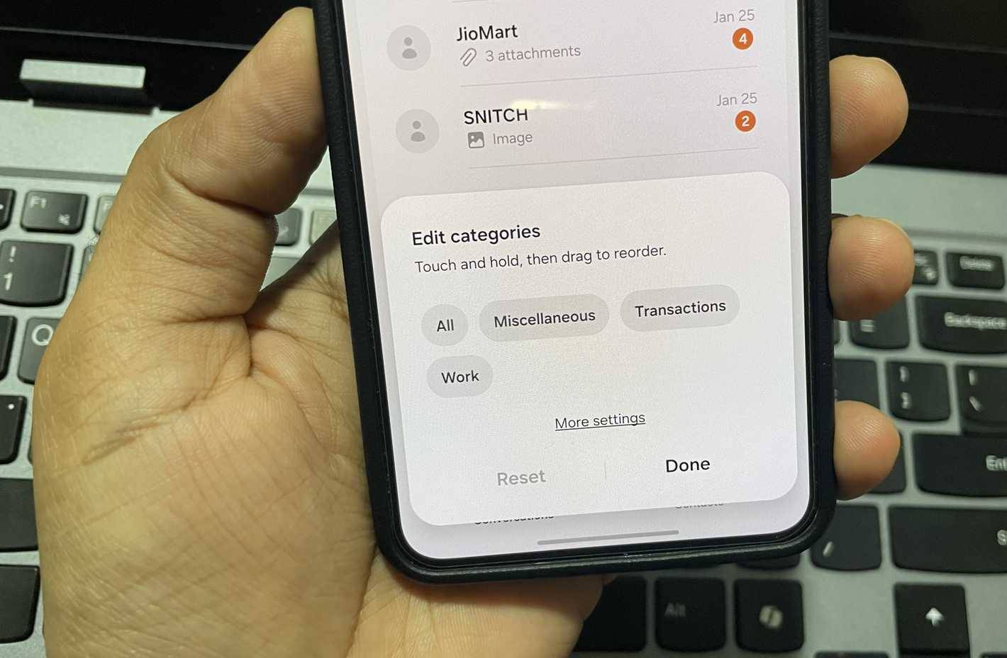 Samsung Messages still has one exclusive feature that Google hasn't been able to replicate yet. Picture 1