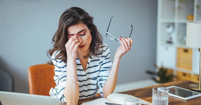 Behaviors that seem normal but are actually signs of stress according to psychology Picture 1