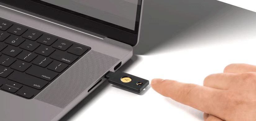 Should I buy a USB, Bluetooth or NFC security key? Picture 1