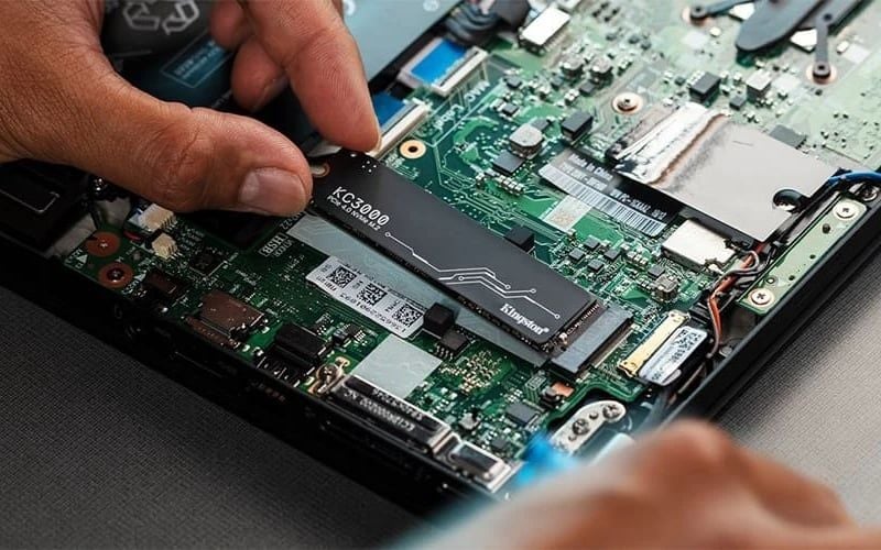Picture 2 of Should you install an SSD in your laptop to optimize your computer's speed?
