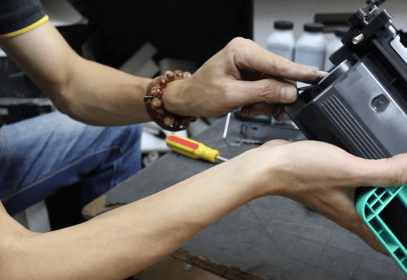 Show you 8+ simple steps to refill printer ink for beginners at home Picture 7