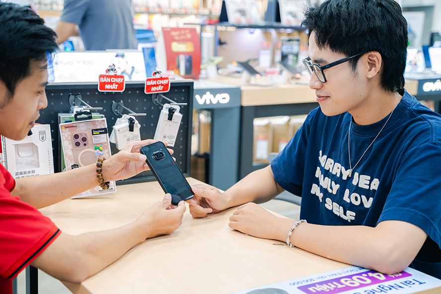 Smooth pure Android smartphone, beautiful design, genuine sale from only 8 million Picture 3