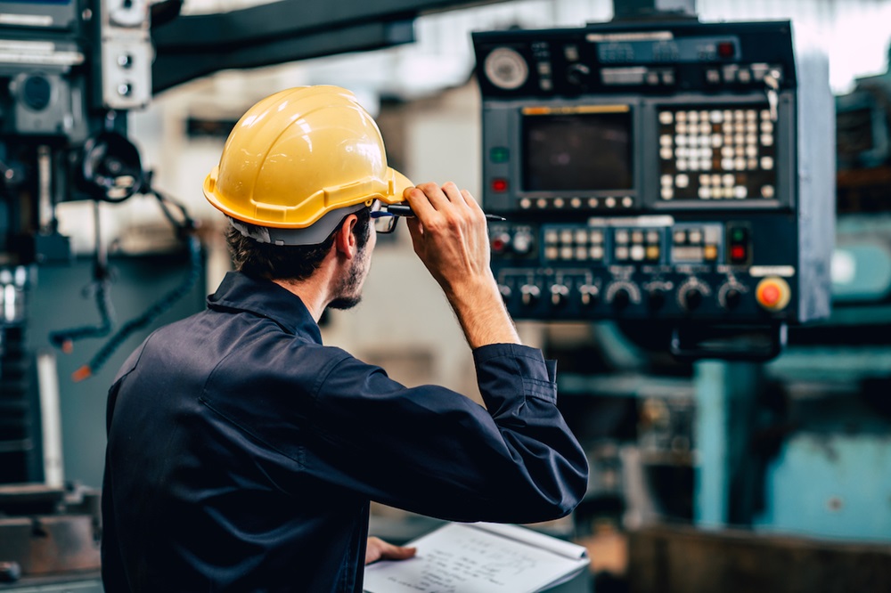Solving the problem of electrical maintenance: What do experts from Schneider Electric say? Picture 1