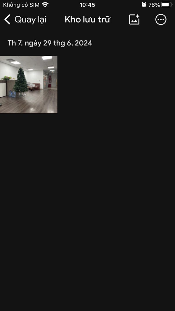 What is the Google Photos storage feature? Picture 8