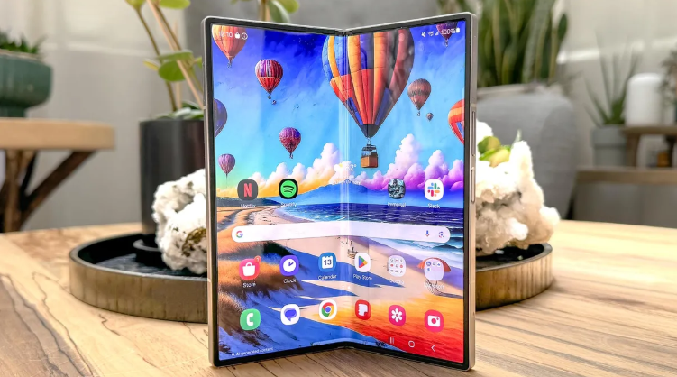 The best foldable smartphones in 2025 Picture 3