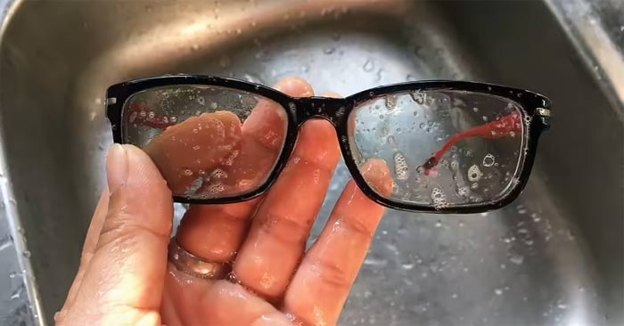 The best way to clean glasses Picture 1