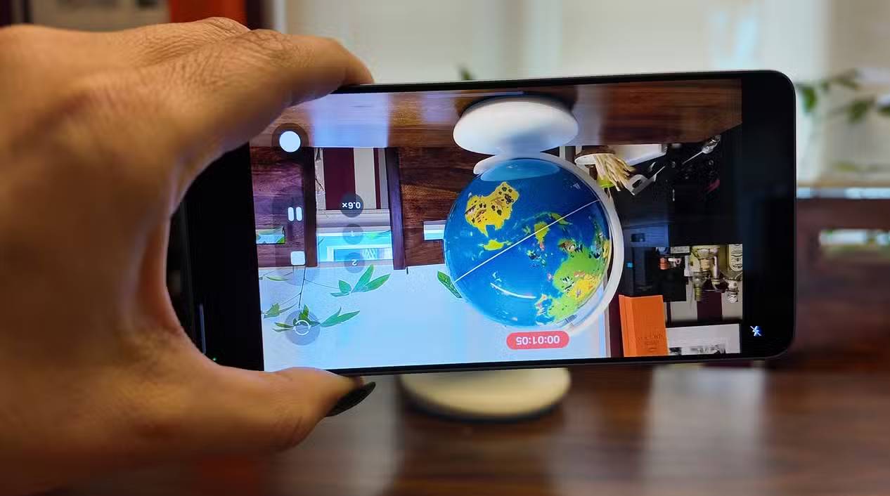 The Galaxy S26 Ultra boasts two new features that every phone should have. Picture 9