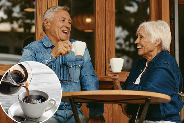 The habit of drinking coffee every day may help slow down the aging process. Picture 1