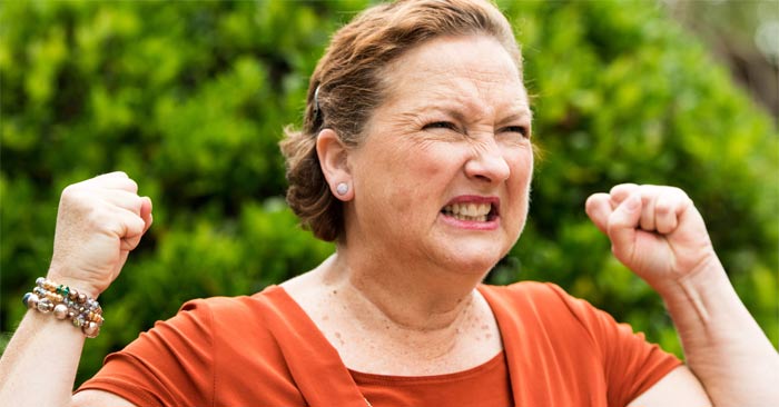 Older women often have this habit. Picture 1