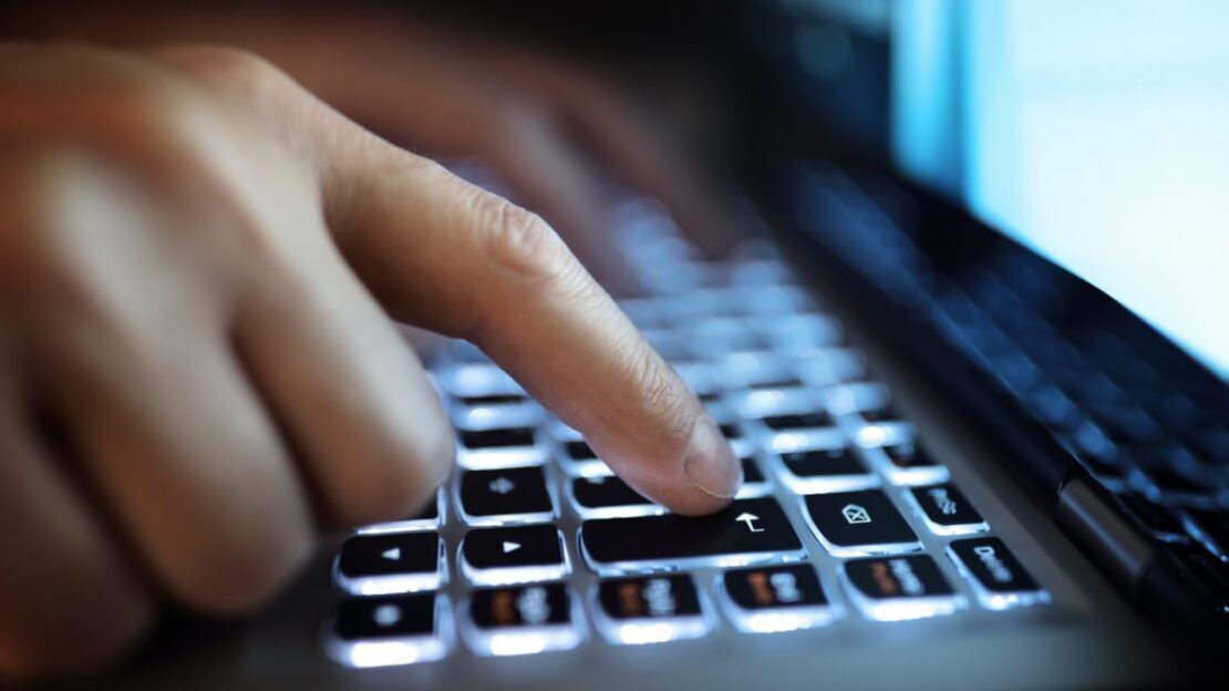 Picture 1 of The quickest and simplest way to take a screenshot on a computer or laptop.