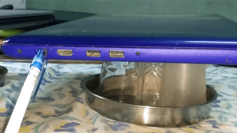 The simplest tips to deal with ants crawling into your laptop at home Picture 4