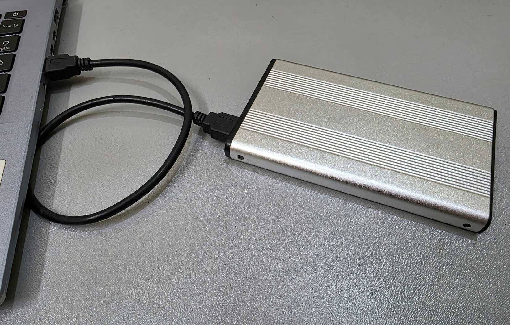 These 6 Cheap Accessories Make a Bigger Difference Than a Laptop Upgrade Picture 2