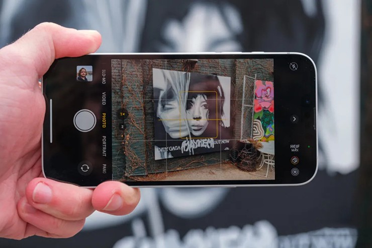 This is the 'unbelievably good' iPhone for this audience Picture 3