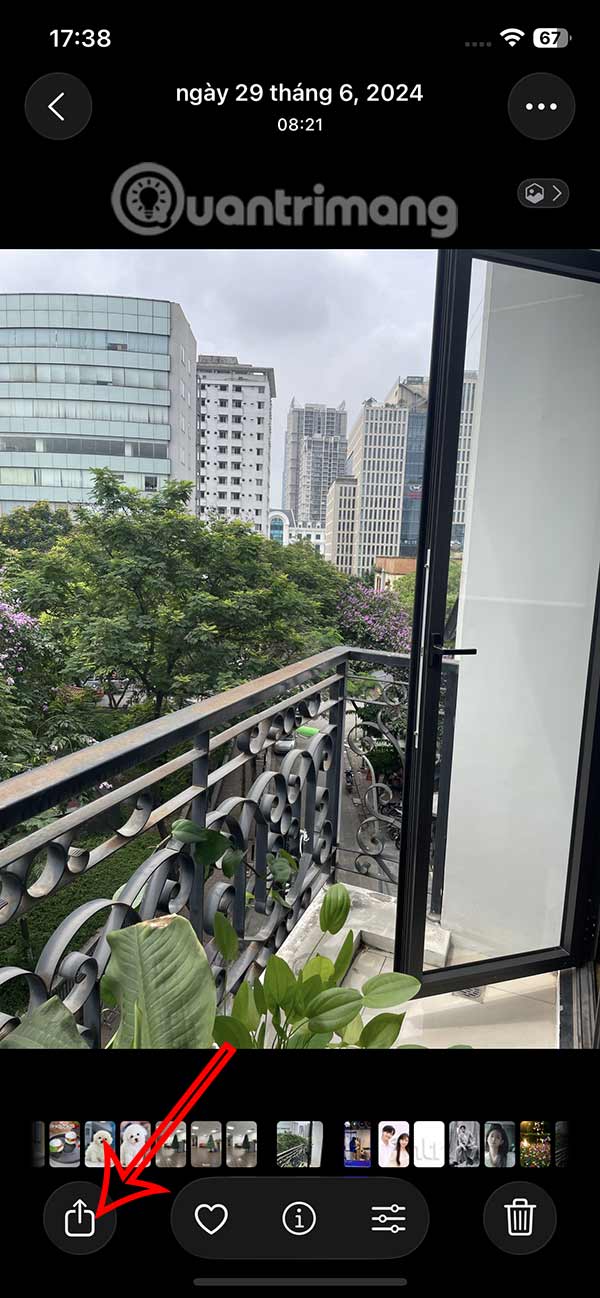 Picture 1 of Tips for creating a moving iPhone lock screen wallpaper effect