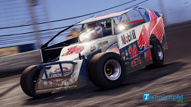 Tony Stewart's All-American Racing is now available on Xbox One Picture 2
