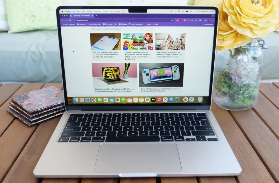 Top 5 MacBooks worth spending money on in 2025 Picture 1