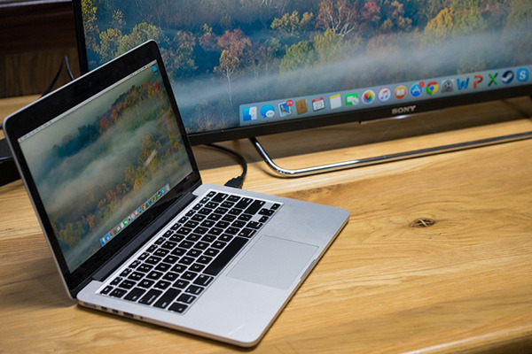 Top most popular ways to connect laptop to TV today Picture 6