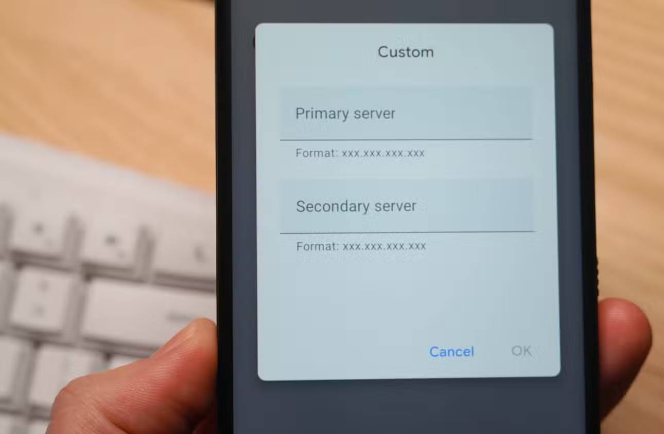 Turn on Private DNS on your phone if you haven't already! Picture 4