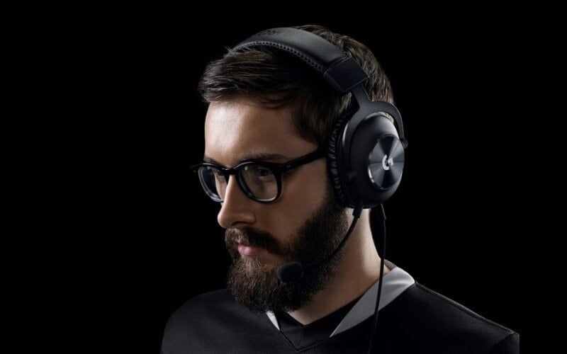 images 6 of What are headphones? Distinguishing between headphones, headsets, and earphones.