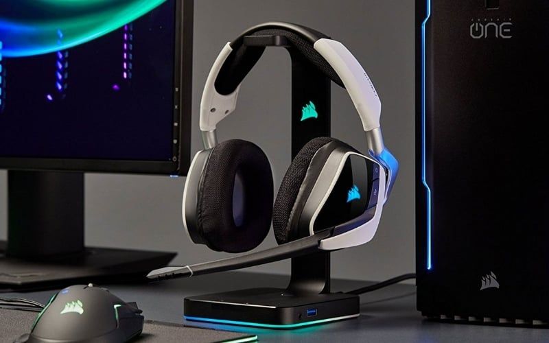images 2 of What are headsets with microphones? Distinguishing between headsets and headphones.