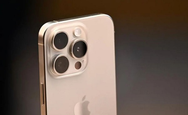 What color will the iPhone 16 Pro Max be released in? Picture 9