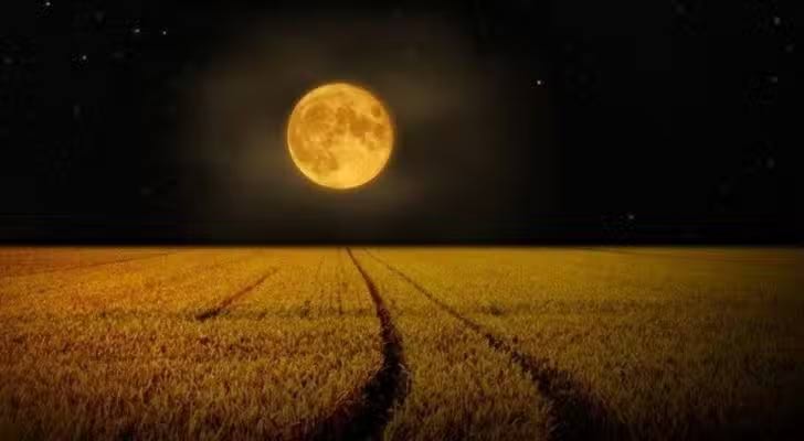 What is a corn moon? Picture 2
