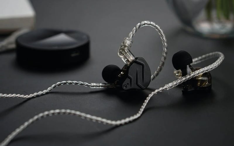 Picture 3 of What is a headphone housing? The importance of headphone housing design.