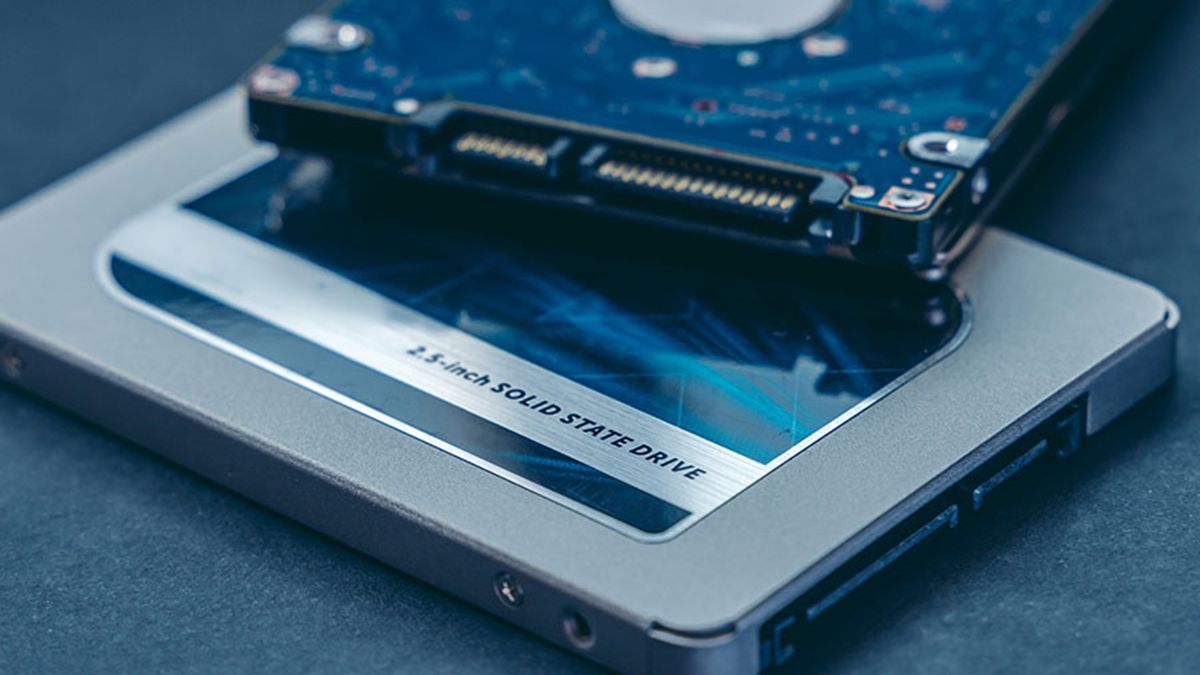 Picture 2 of What is an SSD? What are the different types of SSDs? A comparison between SSDs and HDDs.