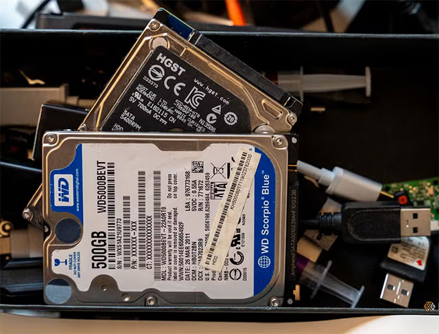 What is bit rot? Why can leaving a hard drive unattended for a long time lead to data loss? Picture 1