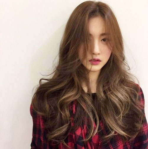 Picture 10 of What is layered hair? The most beautiful layered hairstyles for women.