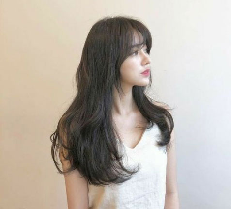 Picture 14 of What is layered hair? The most beautiful layered hairstyles for women.