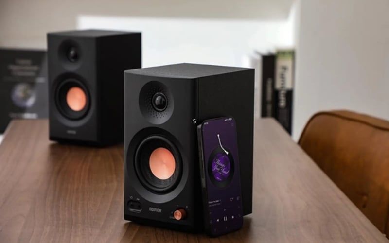 Picture 4 of What is stereo sound? What is the difference between stereo and mono?