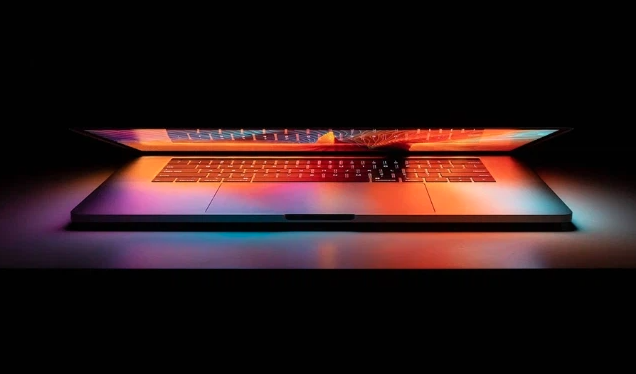 What is the appropriate brightness for a computer screen? Picture 2