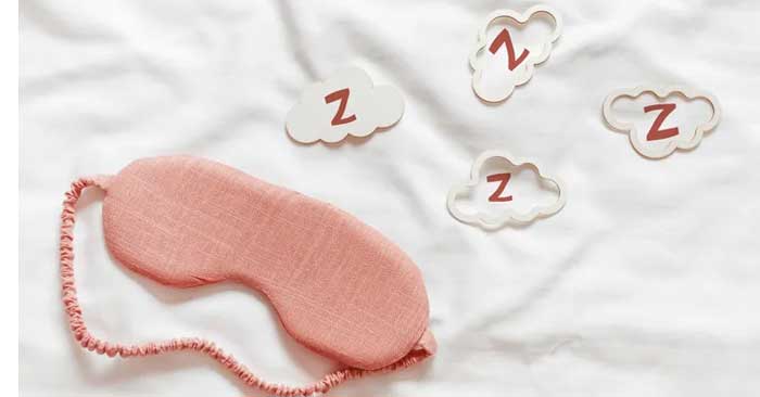 What should I drink before bed for a good night's sleep? Picture 1