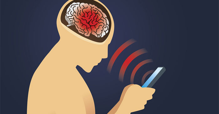 WHO gives conclusion on 'do mobile phones cause brain cancer?' controversy Picture 1