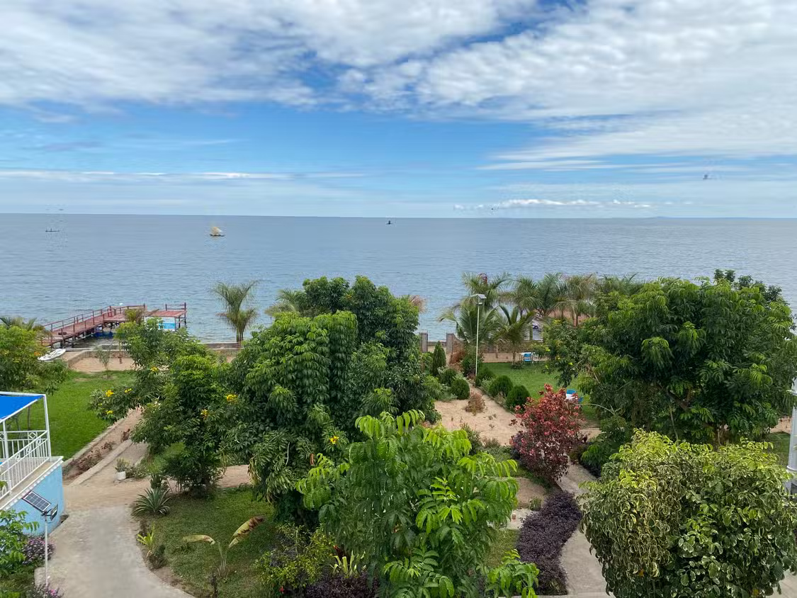 Why Are So Many People Still Rejecting to Upgrade to iPhone 11 in 2025? Picture 4