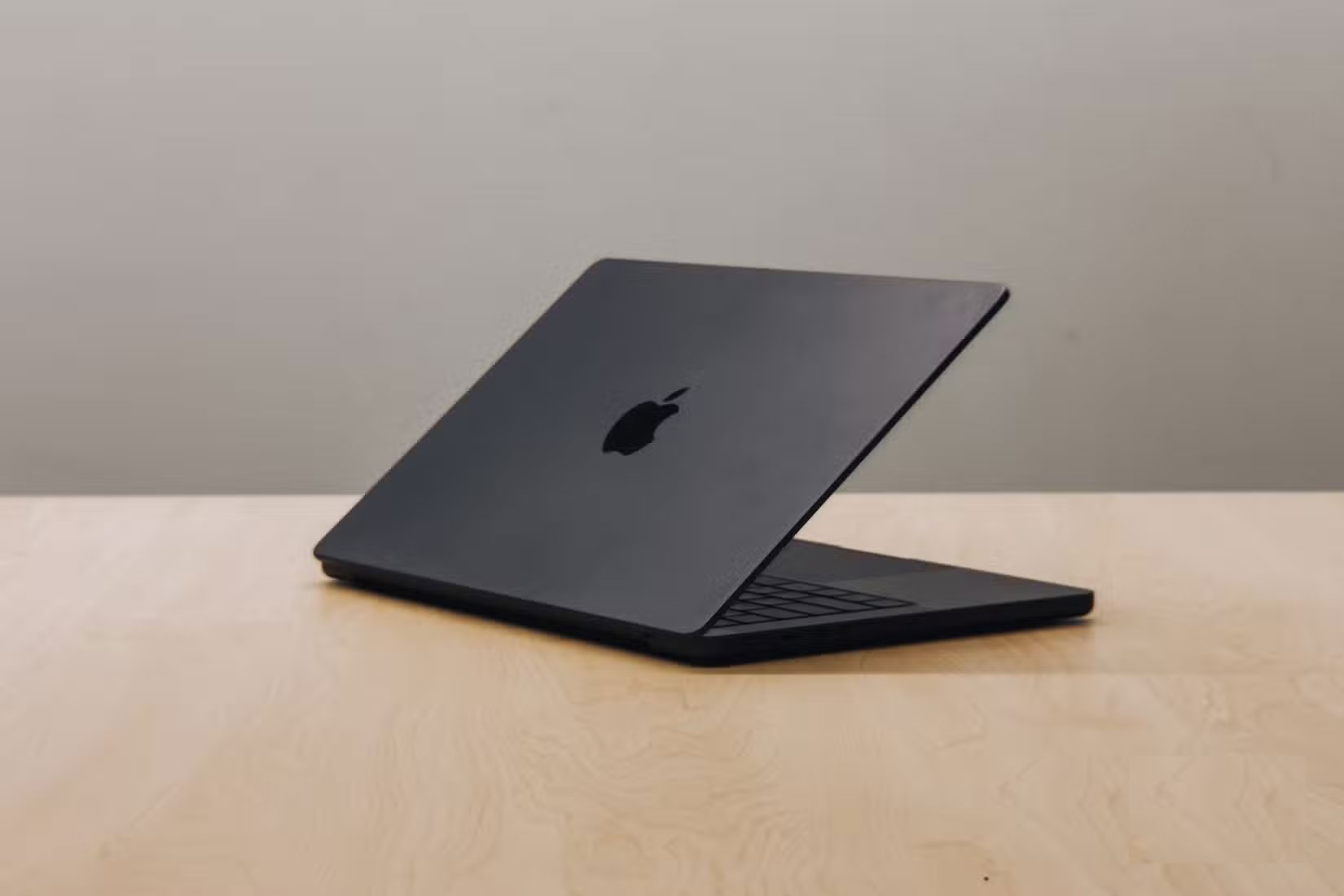 Why are so many people still sticking with the MacBook Air M1? Picture 9