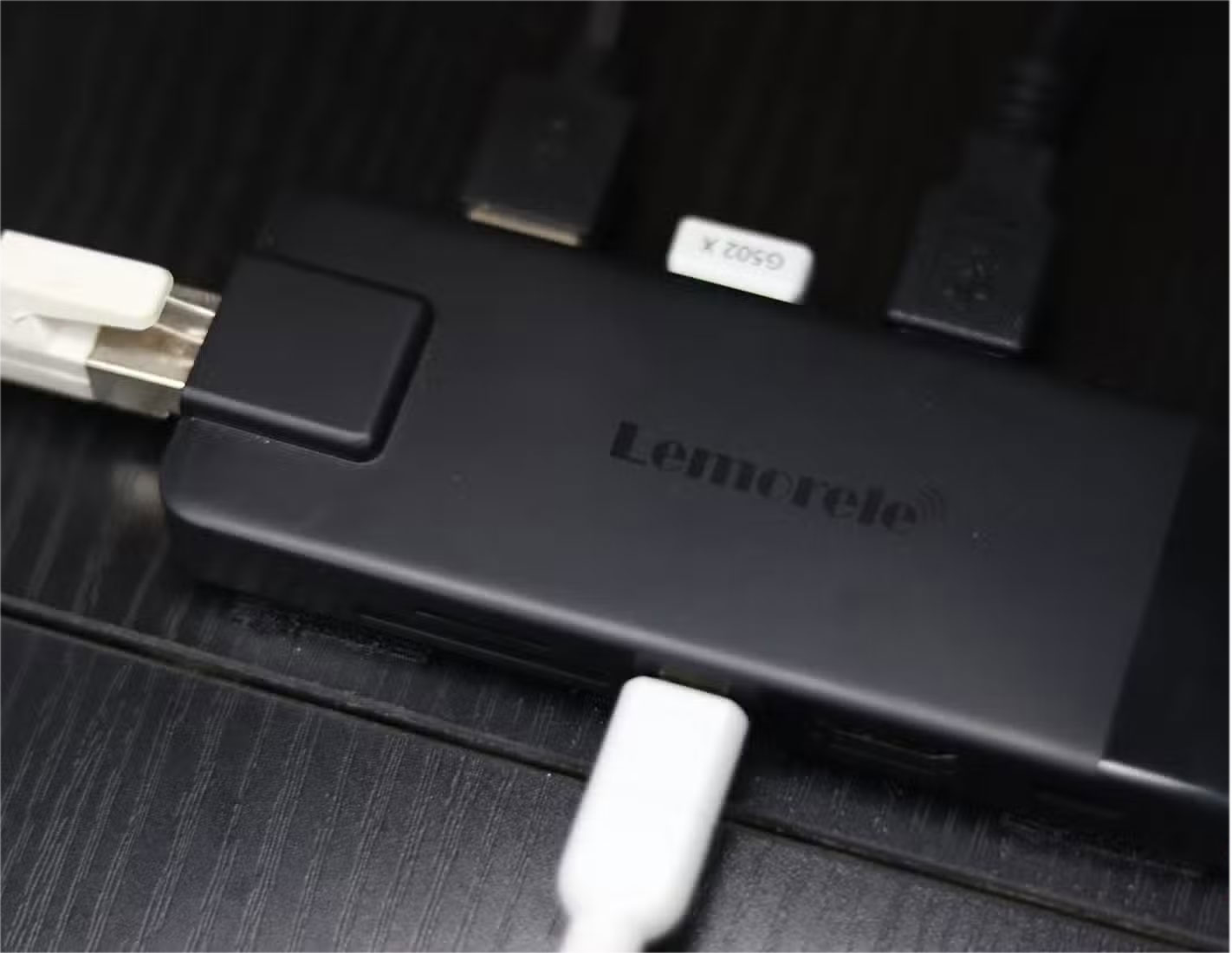 Why should you choose a laptop instead of a desktop to work from home full time? Picture 3