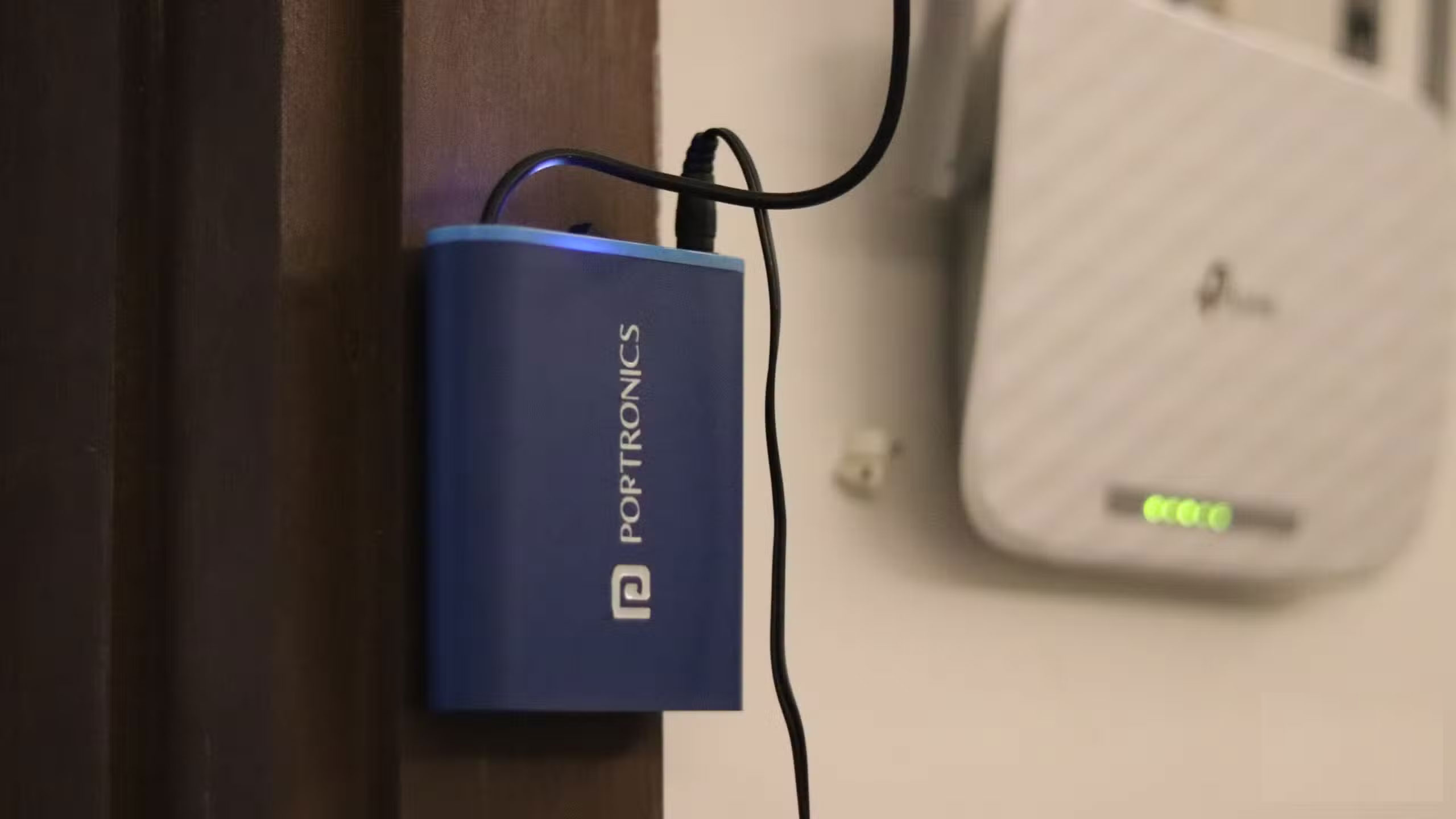 Why should you choose a laptop instead of a desktop to work from home full time? Picture 5