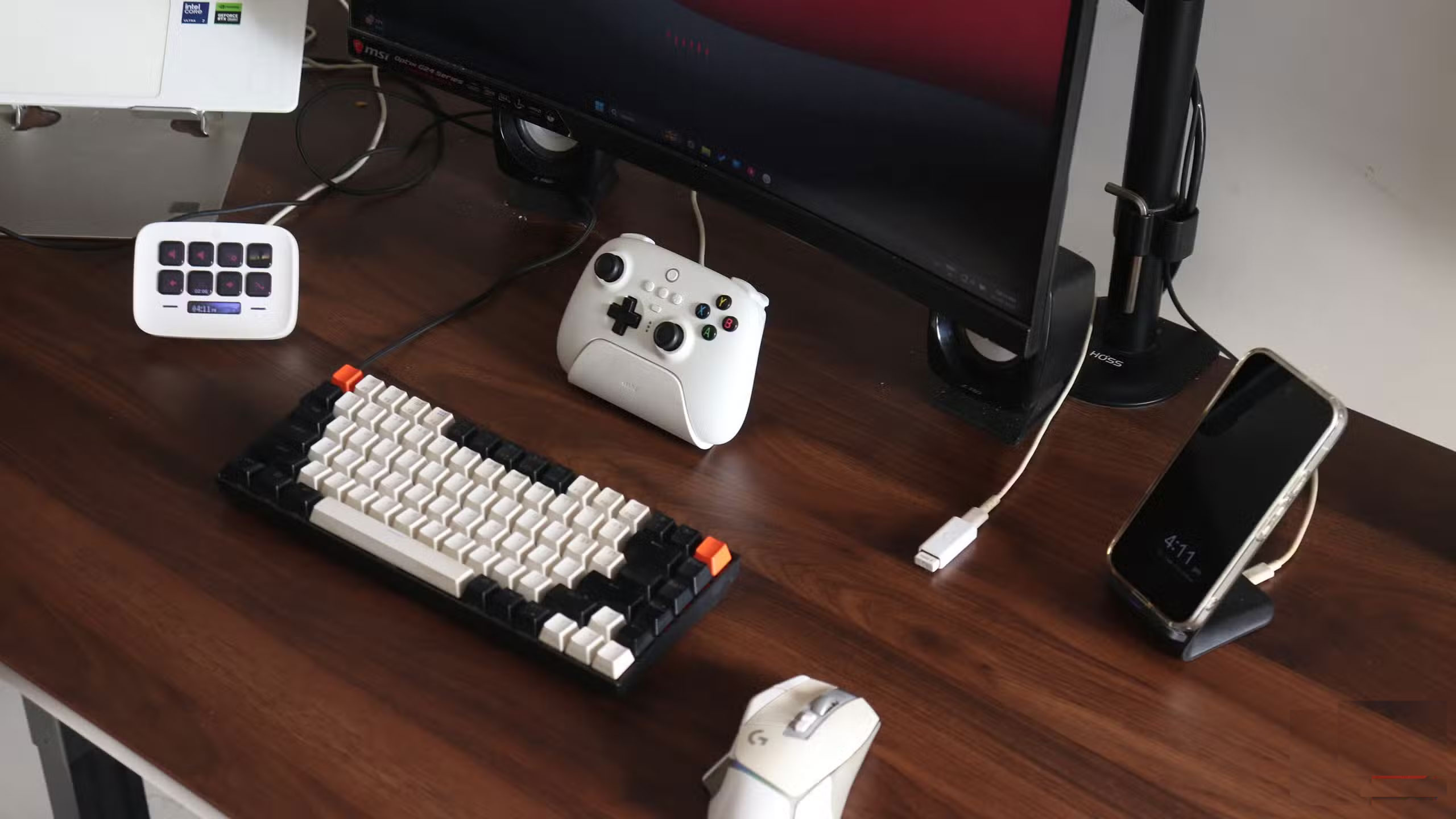 Why should you choose a laptop instead of a desktop to work from home full time? Picture 8