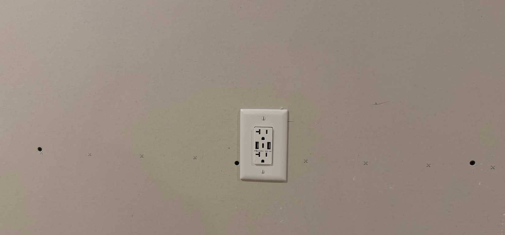 Why should you install an additional USB wall outlet? Picture 3