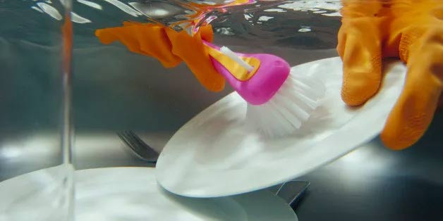Why shouldn't you wash dishes by hand? Picture 2