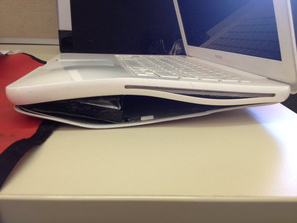 Will a swollen laptop battery explode? 3 things to do immediately! Picture 3