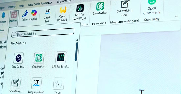 4 Microsoft Word Add-ins That Completely Change the Way You Write