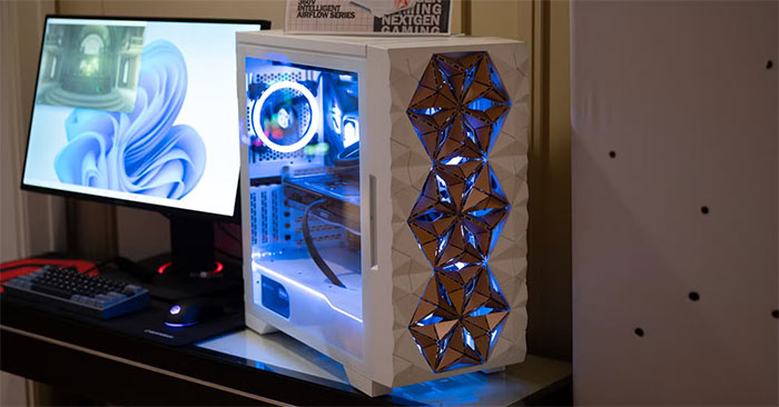4 Reasons to Never Buy a Pre-built PC