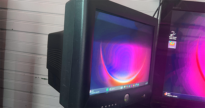 5 Practical Ways to Reuse an Old Computer Monitor