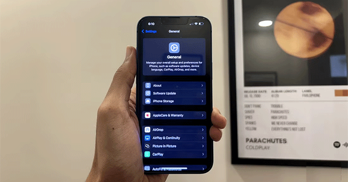 9 Default Settings You Should Change After Buying a New iPhone