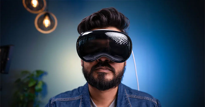 Apple Paused Development of Vision Pro 2, Prioritizing Cheaper