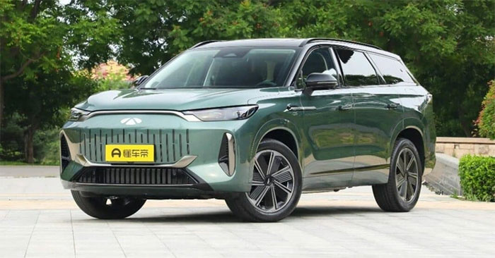 Chinese Hybrid Cars Run 2,100km on Just One Tank of Gas